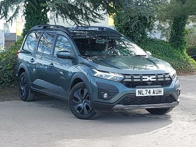 Used Dacia Jogger Expression 109 HP (80 kW) 2024 Green MPV
