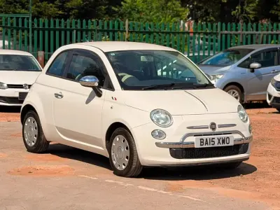 Used Fiat 500 Lounge 69 HP (50 kW) 2015 White Hatchback