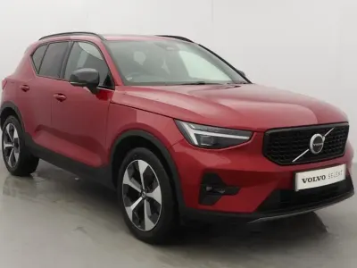 Used Volvo XC40 Ultimate 197 HP (144 kW) 2023 Red SUV