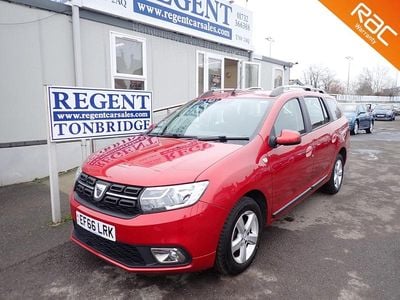Used Dacia Logan MCV Lauréate 90 HP (66 kW) 2017 Red Estate