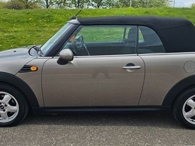 Mini Cooper D Cabriolet