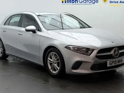 Begagnad Mercedes A180 Executive 2019 Halvkombi