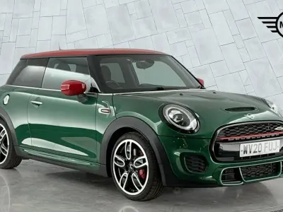 Używany Mini John Cooper Works Hatch 228 KM (167 kW) 2020 Zielony Hatchback