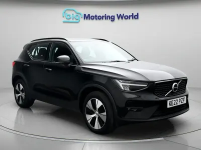 Used Volvo XC40 Plus 211 HP (155 kW) 2022 Black SUV