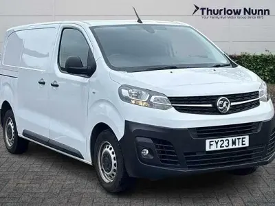 Used Vauxhall Vivaro S 145 HP (106 kW) 2023 White MPV