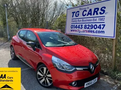 Used Renault Clio Dynamique 90 HP (66 kW) 2016 Red Hatchback