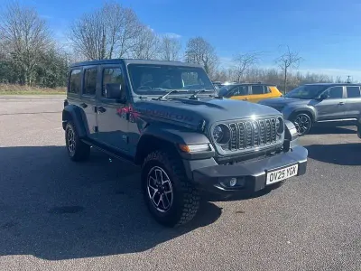 Usado Jeep Wrangler Rubicon 272 HP (200 kW) 2025 Cinzento SUV