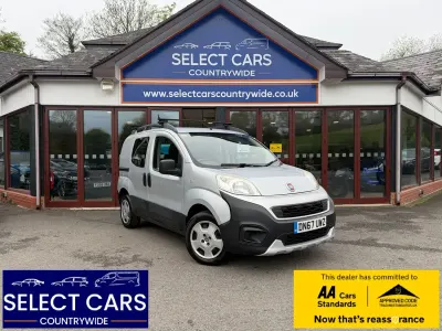 Używany Fiat Fiorino 95 KM (69 kW) 2017 Szary Minivan