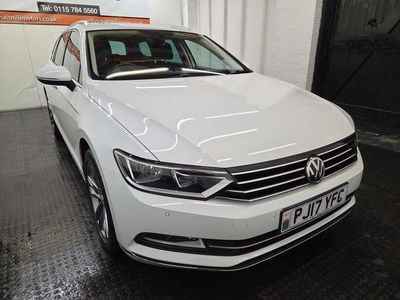 Used VW Passat GT 150 HP (110 kW) 2017 White Estate