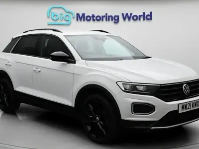 Usado VW T-Roc Black Edition 150 HP (110 kW) 2021 Branco SUV
