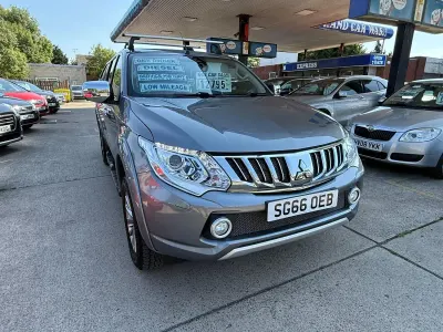 Used Mitsubishi L200 2016 Grey Pickup