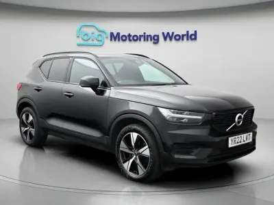 Usado Volvo XC40 Plus 211 HP (155 kW) 2021 Preto SUV