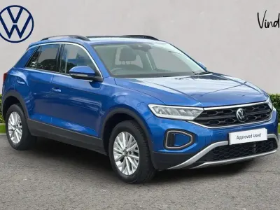 Used VW T-Roc Life 150 HP (110 kW) 2023 Blue SUV