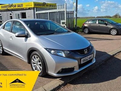 Used Honda Civic ES 142 HP (104 kW) 2012 Silver Hatchback