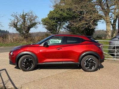 Used Nissan Juke N-Connecta 114 HP (83 kW) 2023 Red SUV