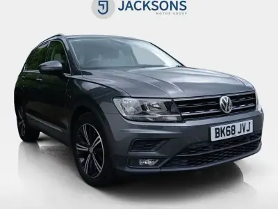 Usado VW Tiguan SE 125 HP (91 kW) 2018 Cinzento SUV