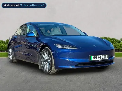 Używany Tesla Model 3 RWD 208 kW (283 KM) 2024 Niebieski Sedan/Limuzyna