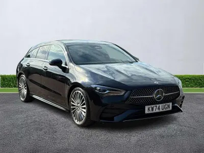 Usado Mercedes CLA220 AMG Line Premium 2025 Preto Sedan