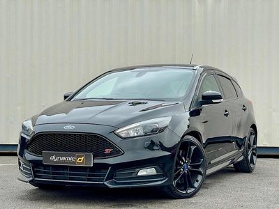 Used Ford Focus ST 185 HP (136 kW) 2016 Black Hatchback