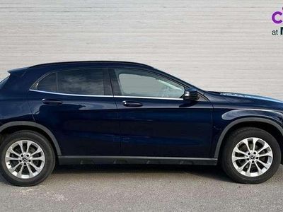 Used Mercedes GLA200 SE 136 HP (100 kW) 2017 Blue SUV