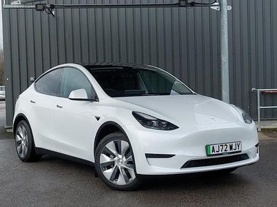 White Used 2022 Tesla Model Y RWD SUV | £23,498 (Fair price)