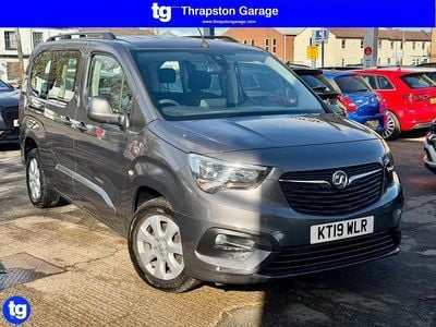 Used Vauxhall Combo S 110 HP (80 kW) 2019 Grey MPV