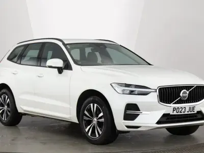 Used Volvo XC60 Core 250 HP (183 kW) 2023 White SUV