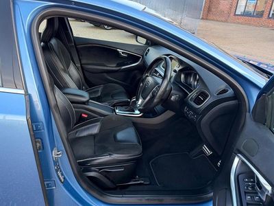Used Volvo V40 R-Design 2015 Blue Hatchback