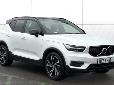 Usado Volvo XC40 R-Design Pro 190 HP (139 kW) 2019 SUV