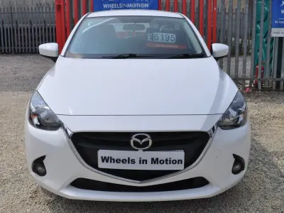 Used Mazda 2 75 HP (55 kW) 2016 White Hatchback