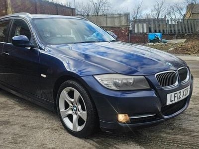 Used BMW 318 Exclusive 2012 Blue Estate