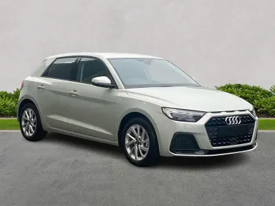 Used Audi A1 Sportback Sport 95 HP (69 kW) 2026 Silver Hatchback