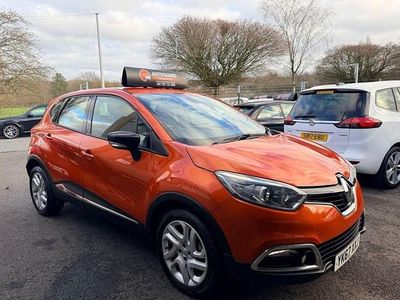 Orange Used 2017 Renault Captur Dynamique SUV | £8,495 (Fair price)