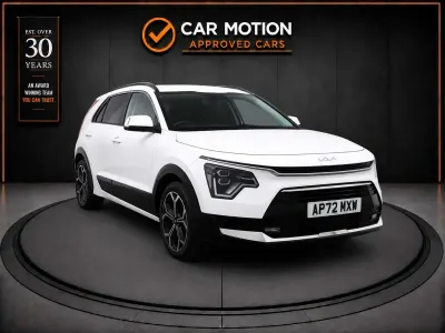 Used Kia Niro 2023 White SUV