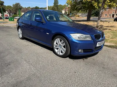 Used BMW 320 Comfort Edition 2010 Blue Sedan