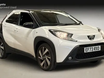 Used Toyota Aygo X 72 HP (52 kW) 2023 White SUV