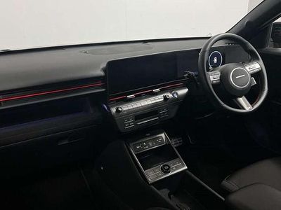 Gebraucht Hyundai Kona N Line 127 PS (93 kW) 2025 Rot SUV