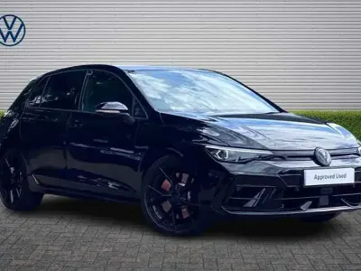 New VW Golf VIII R 333 HP (244 kW) 2026