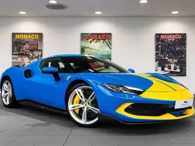 Begagnad Ferrari 296 830 HK (610 kW) 2022 Blå Sportkupé