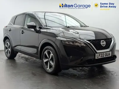 Used Nissan Qashqai N-Connecta 2022 Black SUV