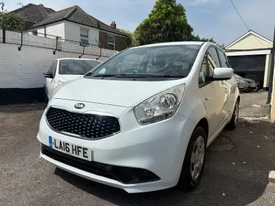 Used Kia Venga Air 90 HP (66 kW) 2016 White Hatchback