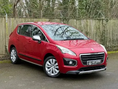 Usado Peugeot 3008 Active 2014 Rojo Familiar