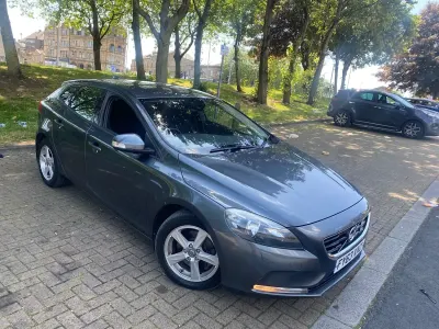 Used Volvo V40 115 HP (84 kW) 2013 Grey Hatchback