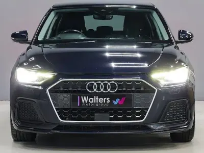 Used Audi A1 Sportback Sport 95 HP (69 kW) 2022 Blue Hatchback