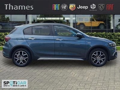 Used Fiat Tipo Cross 100 HP (73 kW) 2023 Blue Hatchback