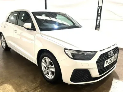 Usado Audi A1 Sportback Design 95 HP (69 kW) 2022 Citadino