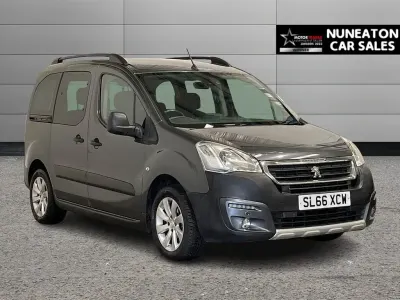 Used Peugeot Partner Tepee Outdoor 100 HP (73 kW) 2016 Grey MPV