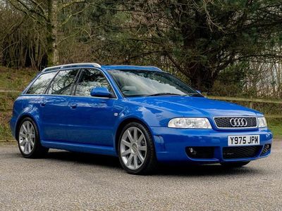 Used Audi RS4 Performance 380 HP (279 kW) 2001 Blue Estate