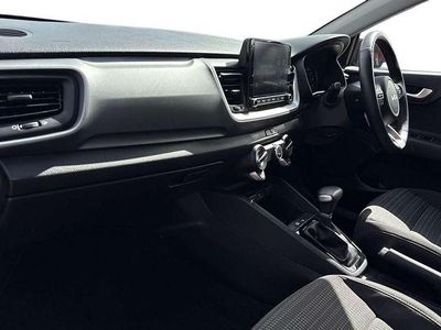 Used Kia Stonic 99 HP (72 kW) 2024 Red SUV