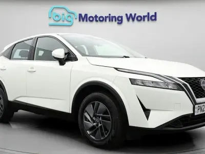 Used Nissan Qashqai Acenta Premium 140 HP (102 kW) 2023 White SUV